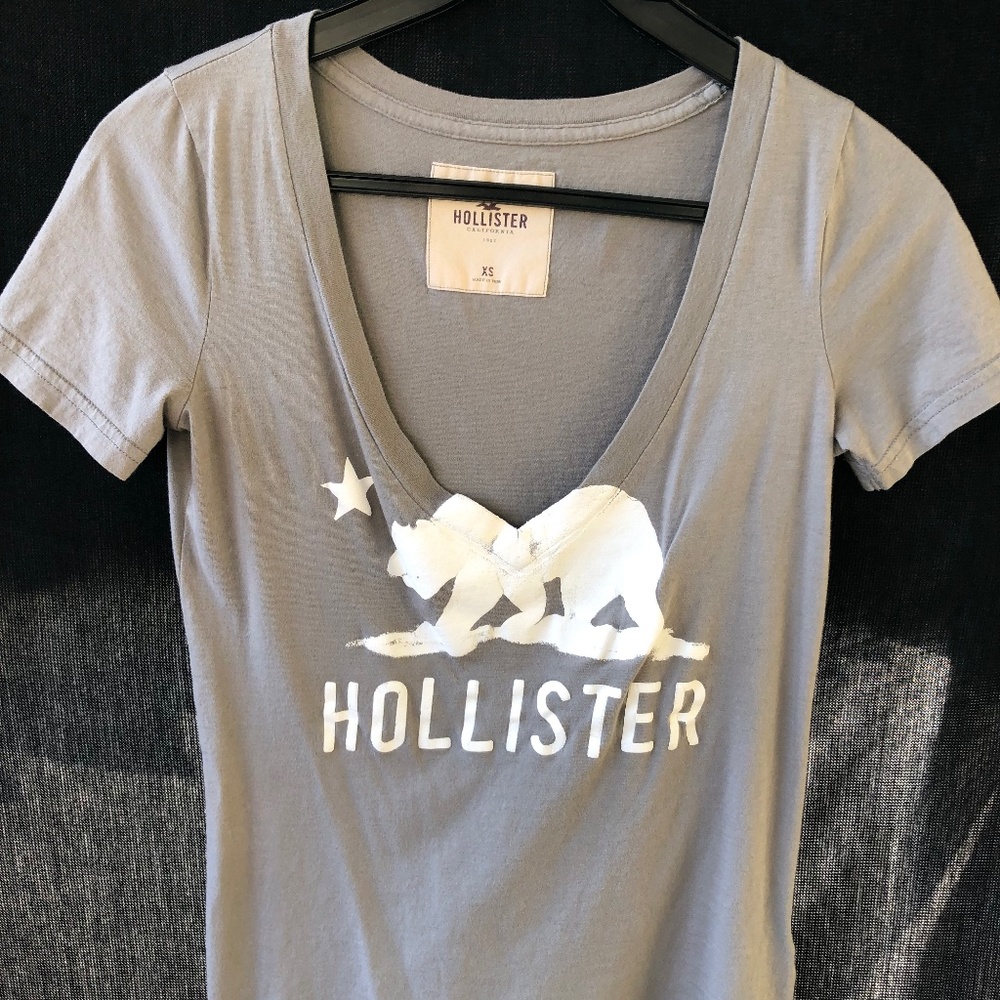 Juniors Hollister shirt